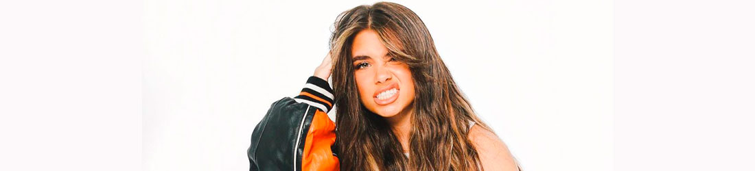 Escuchar Nessa Barrett